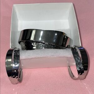 Stella & Dot Polished Silver Bracelet